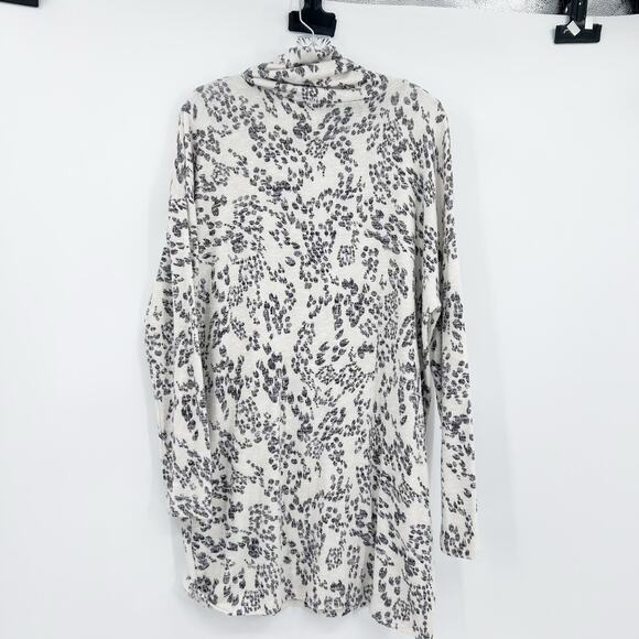 Z Supply White Charcoal Animal Print Cowl Neck Tunic Sweater Dress Womens Sz M - Picture 8 of 11